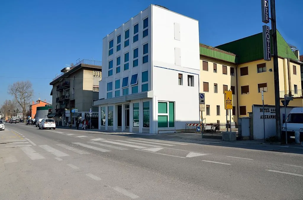 Hotel San Giuliano Mestre 3*,