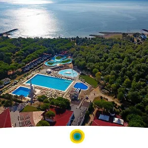 База отдыха Club Del Sole Family Collection, Марина-Юлиа