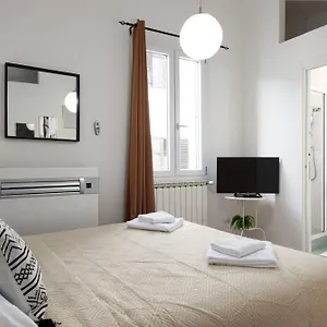 Nido Del Condor & Sublime Apartment Florence